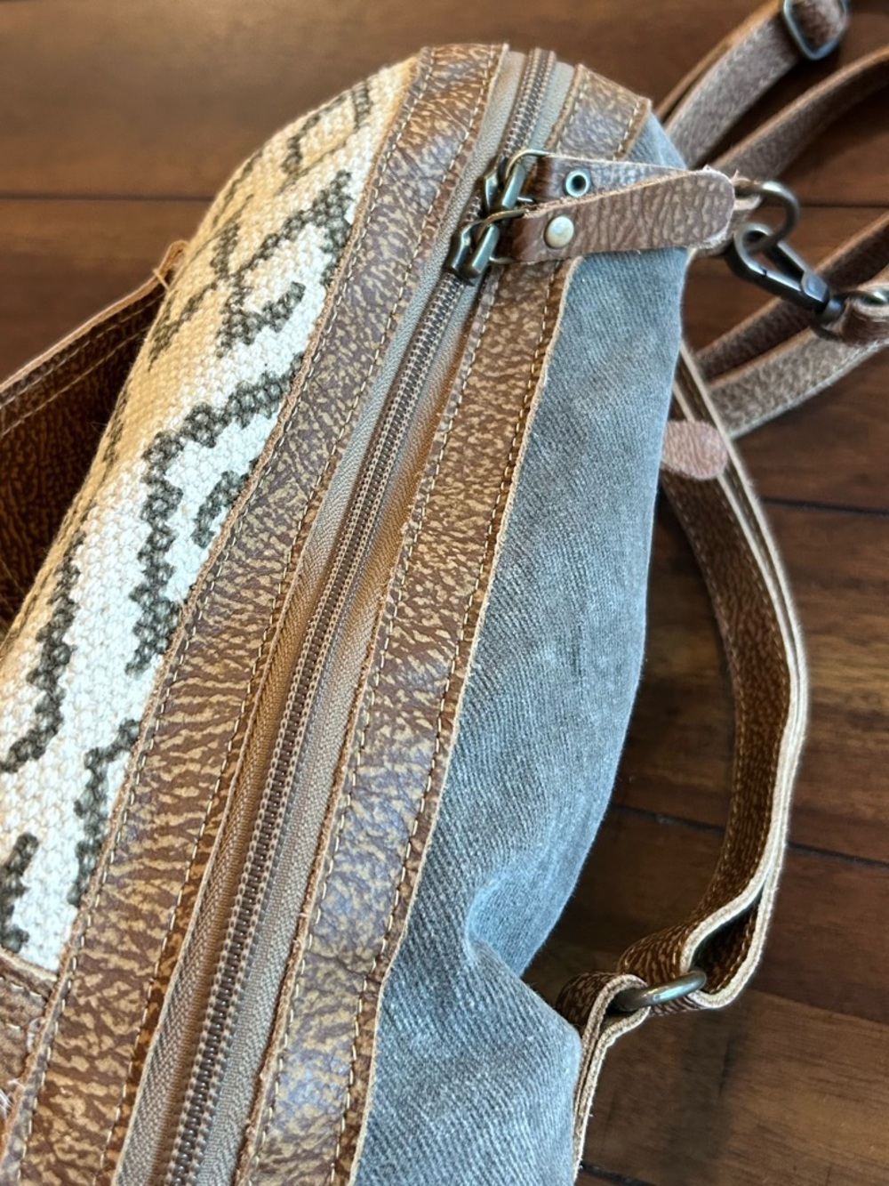 Myra Aztec Backpack Western Convertible Leather Cotton - Picture 13 of 13